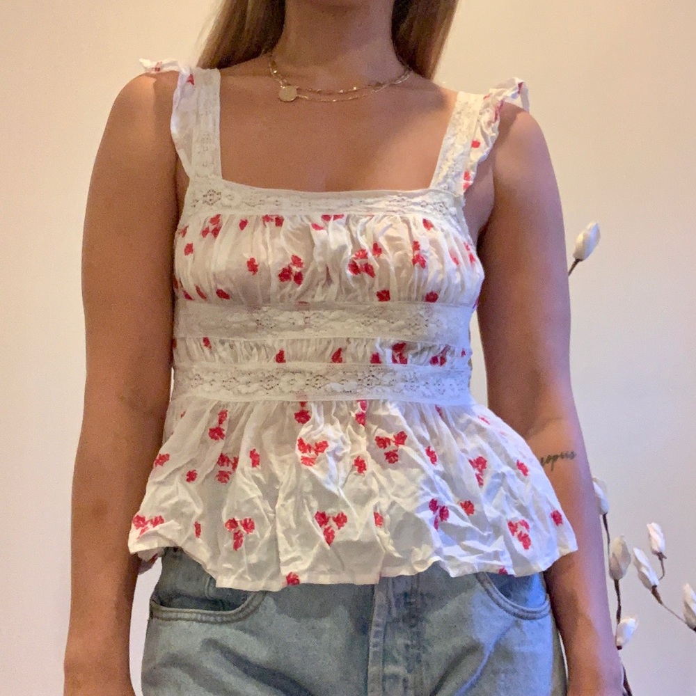 FP Sheer Embroidered Floral Tank 🌸🌸